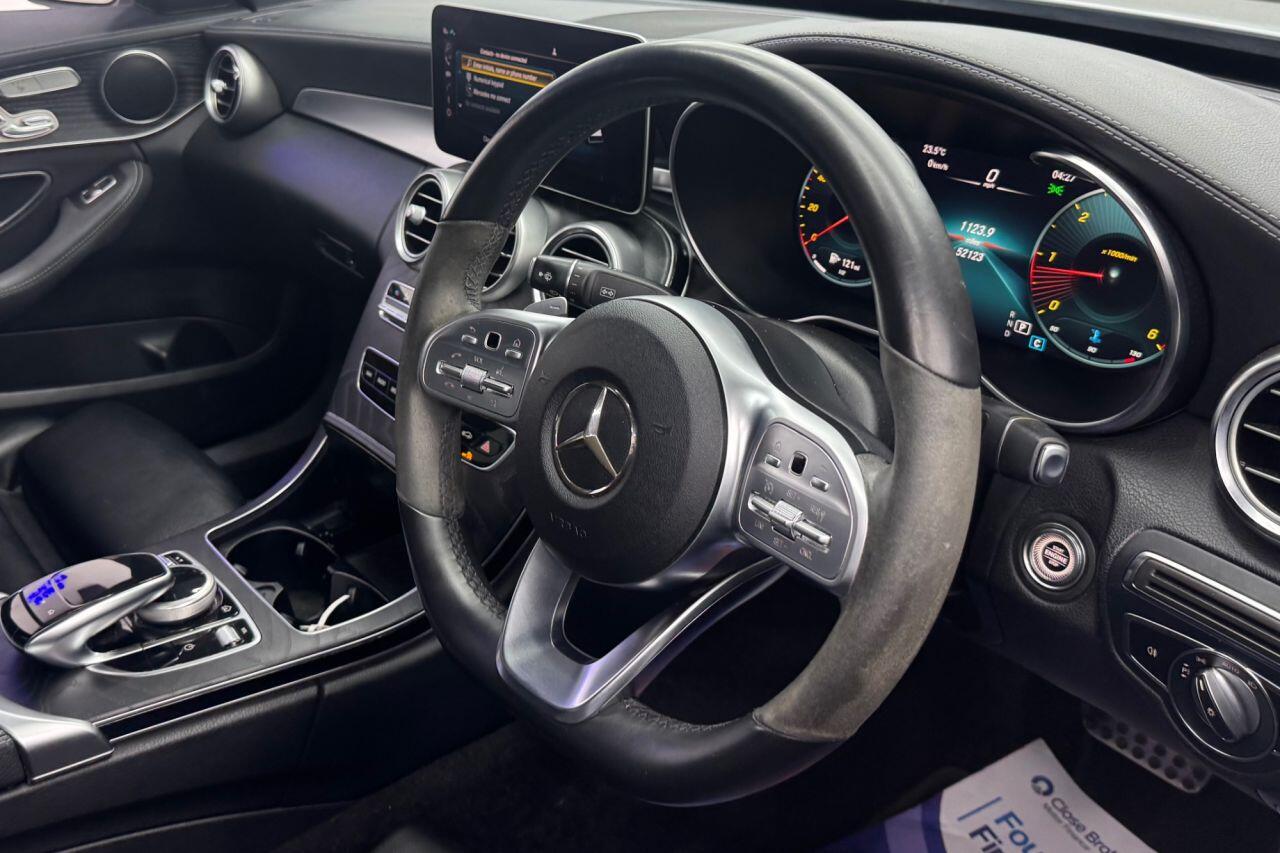 Mercedes-Benz C-Class view 15