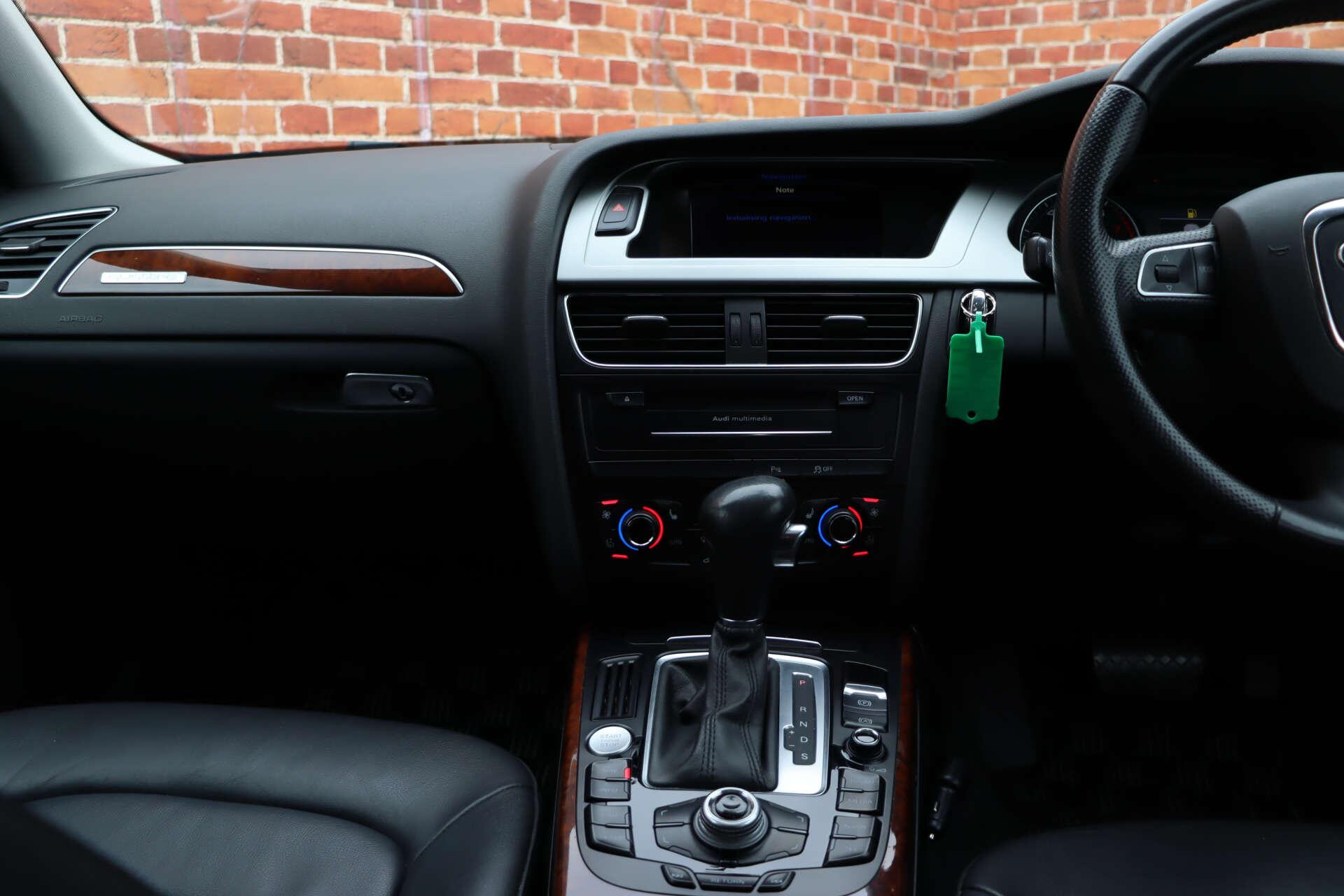 Audi A4 Allroad view 29