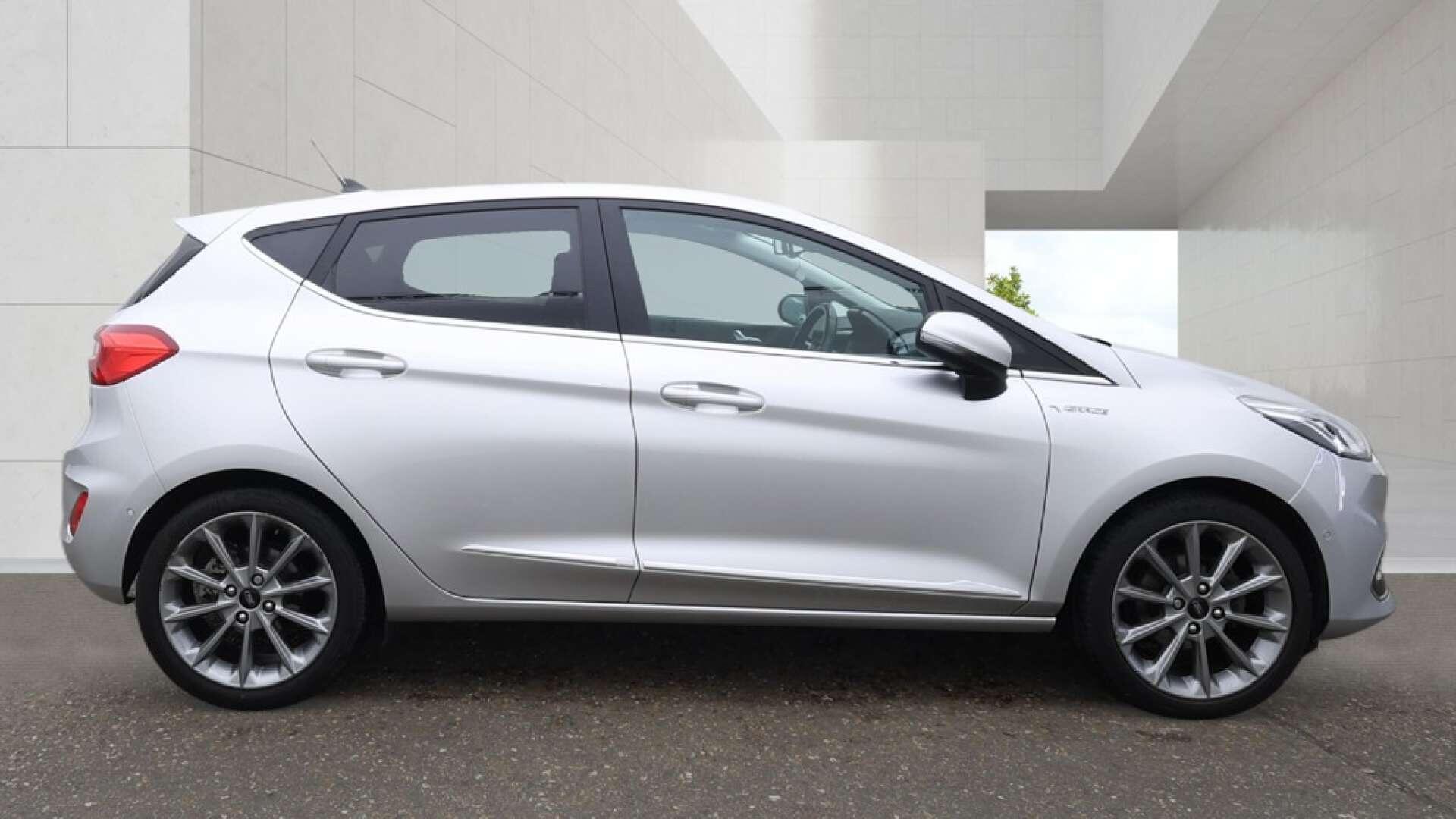 Ford Fiesta view 5