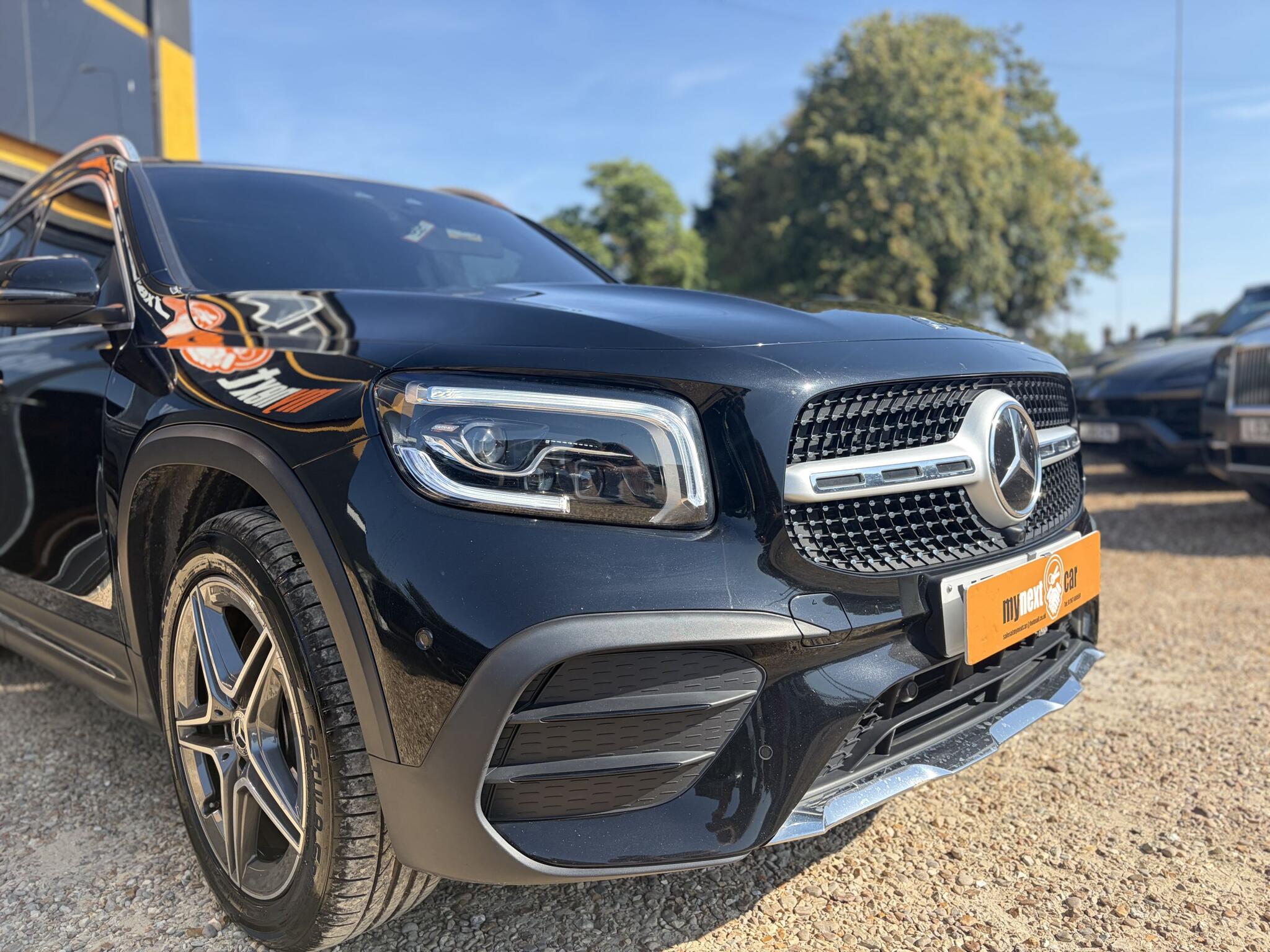 Mercedes-Benz GLB view 2