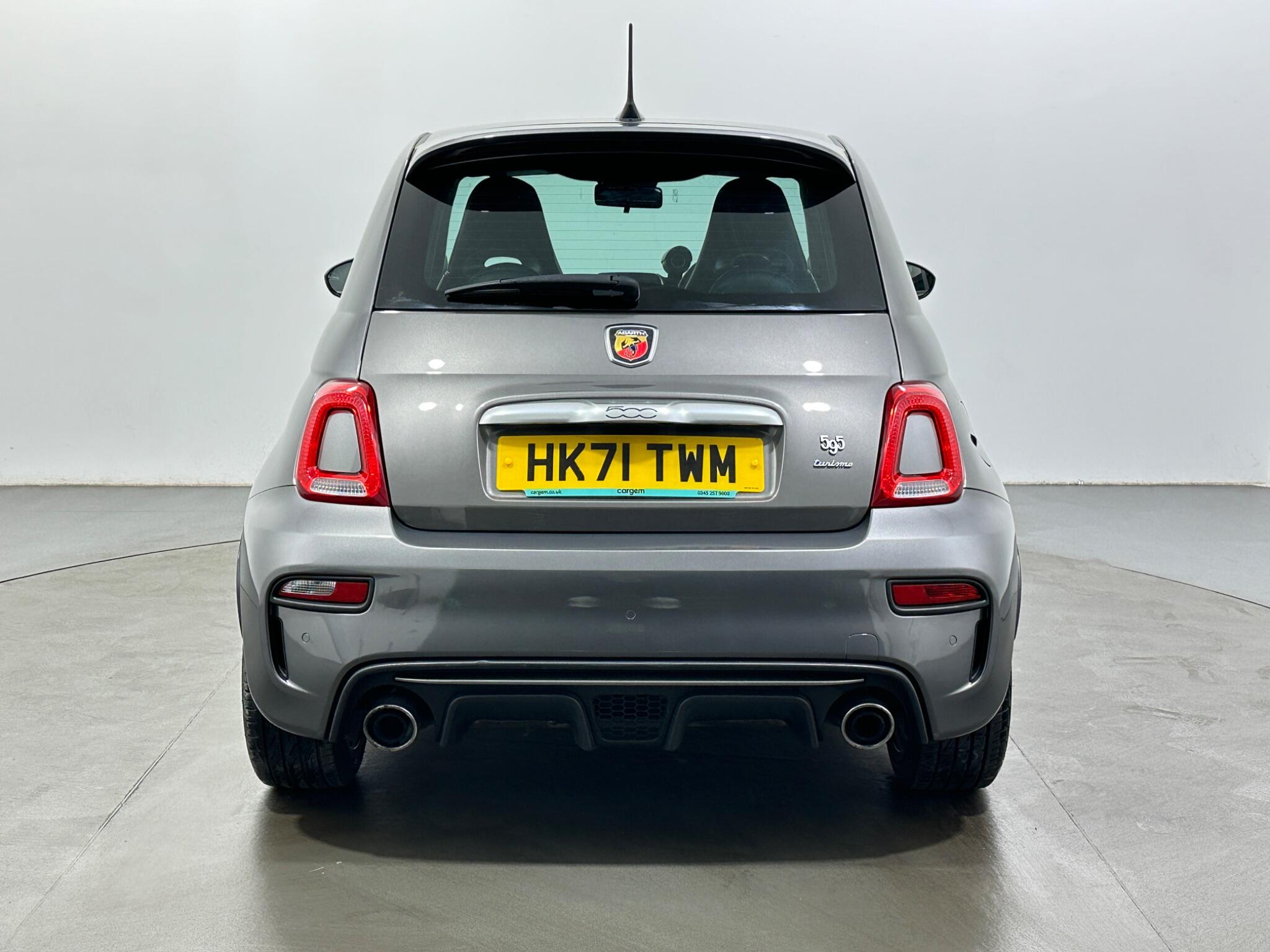 Abarth 595 view 7