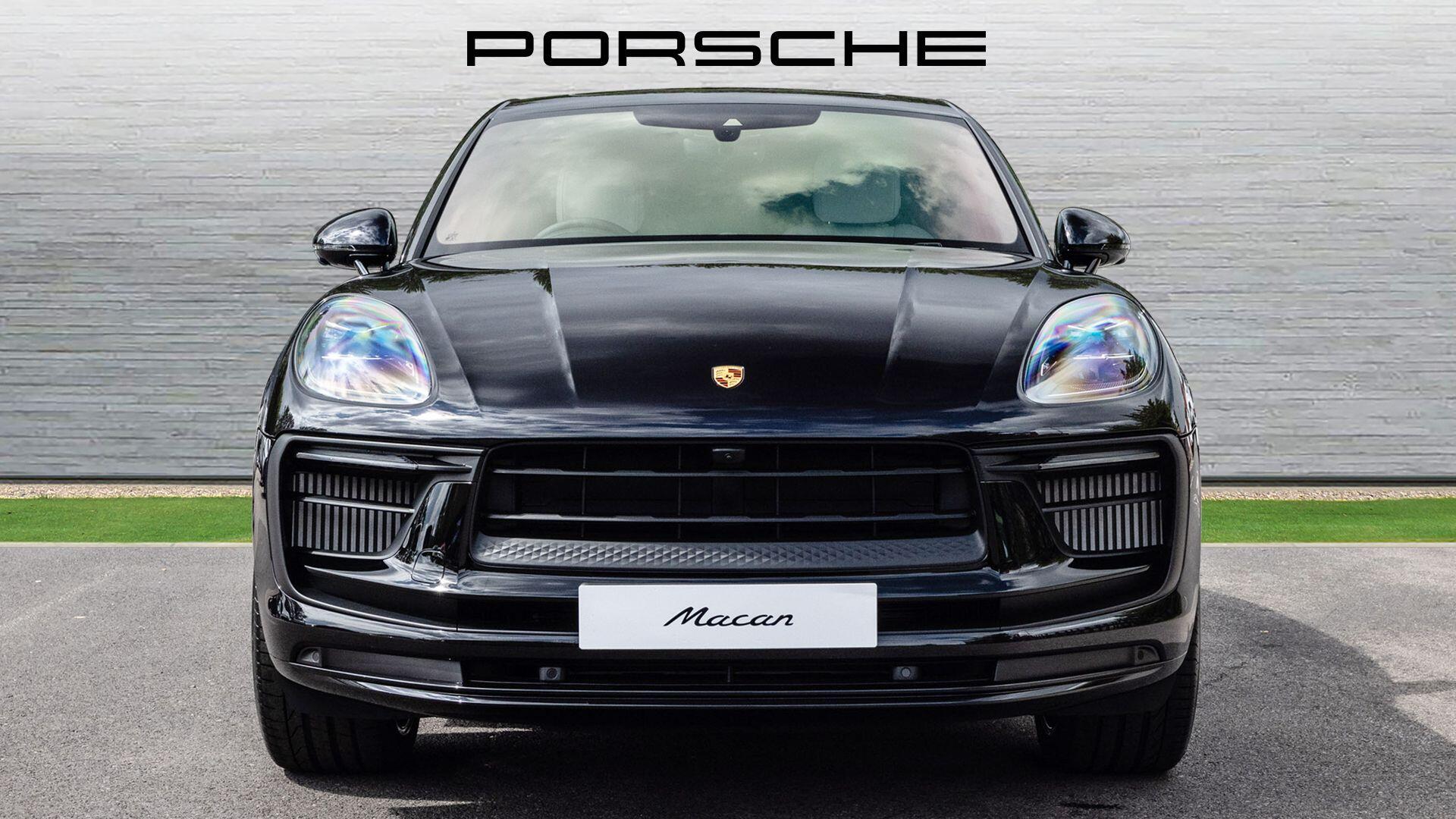 Porsche Macan view 2