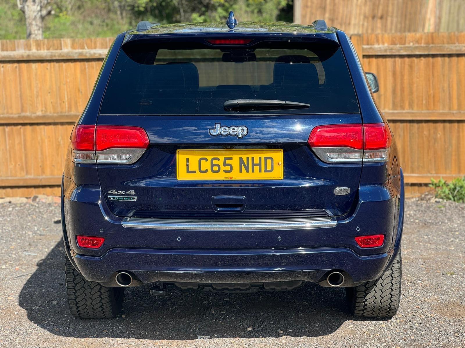 Jeep Grand Cherokee view 10