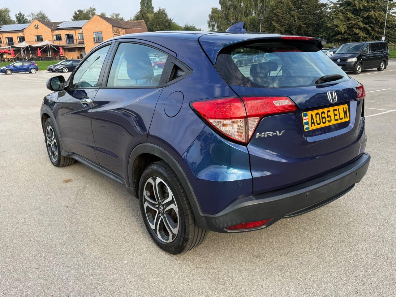 Honda HR-V view 44
