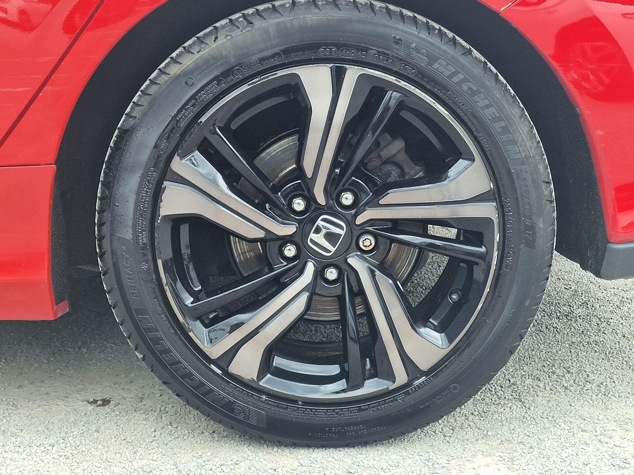 2019 Honda Civic image 30