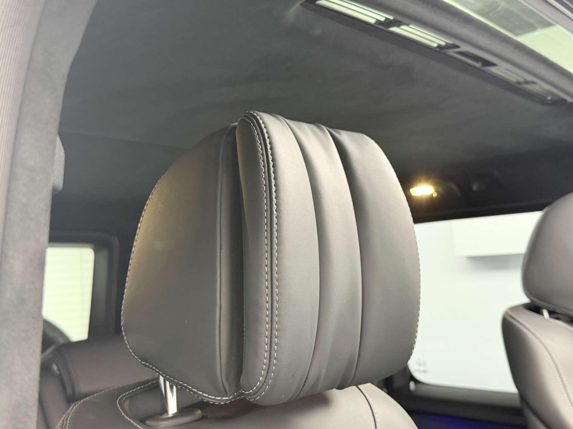Mercedes-Benz G-Class view 38