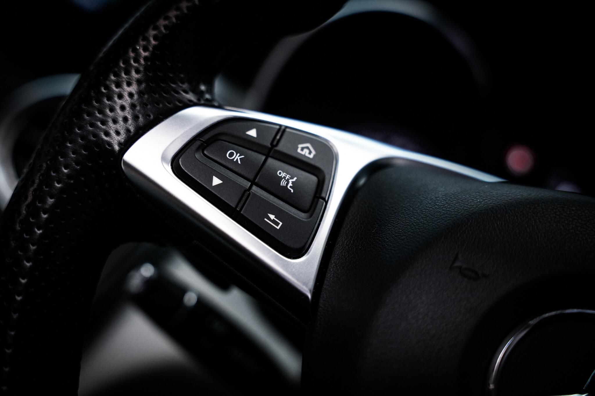 Mercedes-Benz C-Class view 43