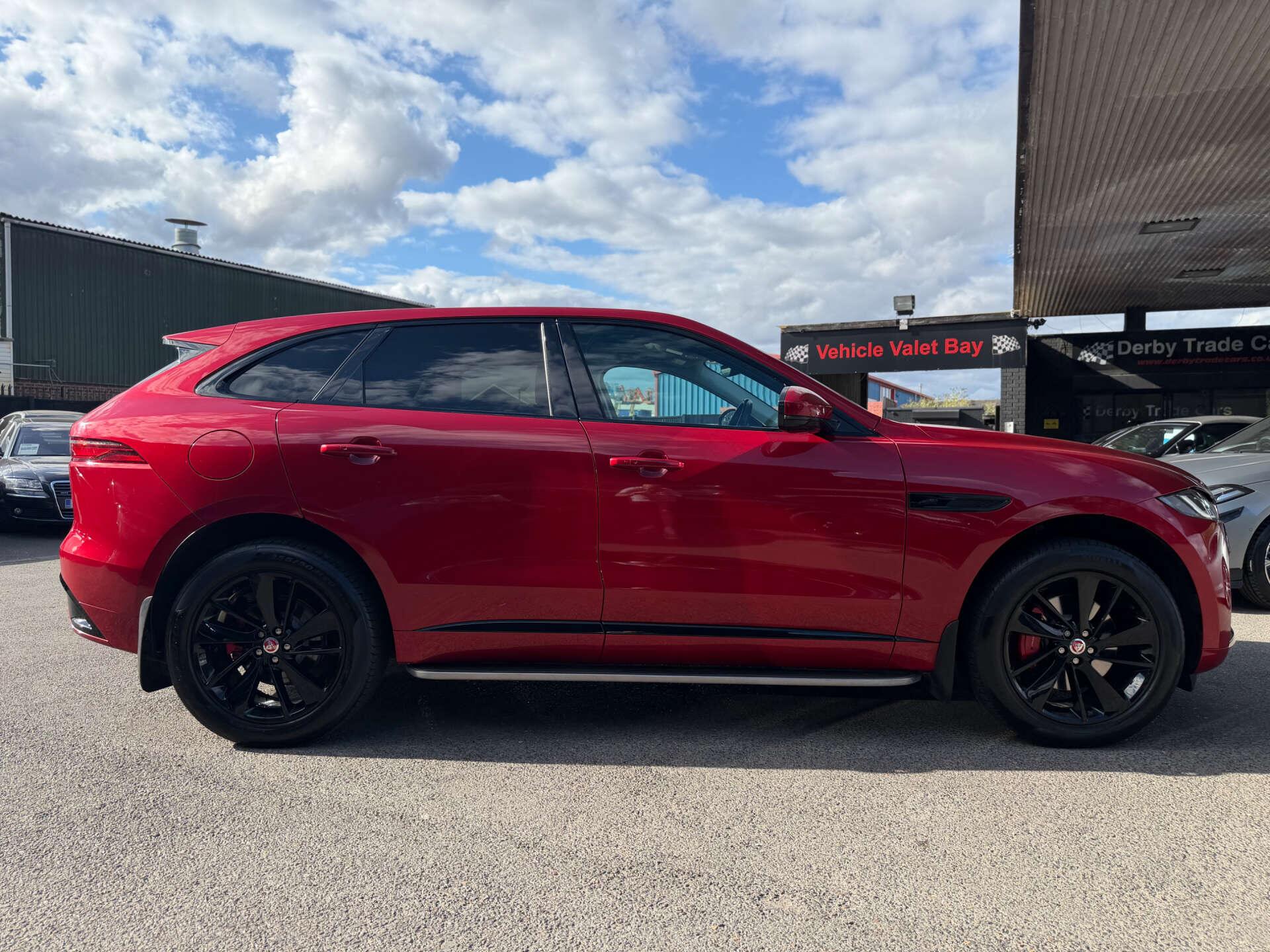 Jaguar F-Pace view 9