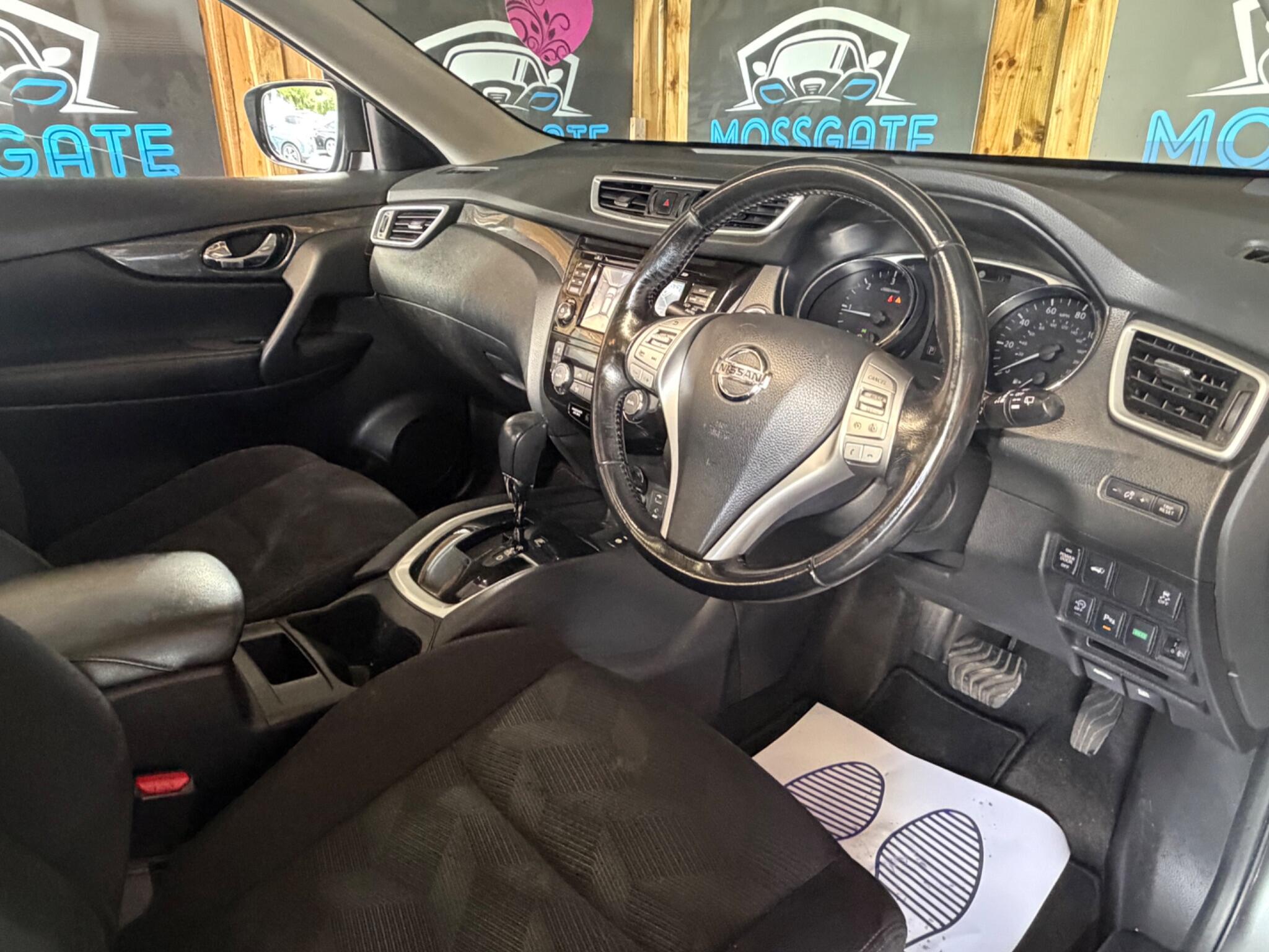 Nissan X-Trail view 11