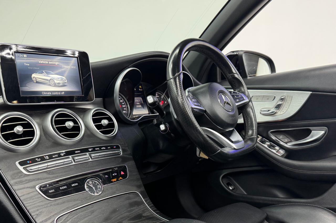 Mercedes-Benz C-Class view 47