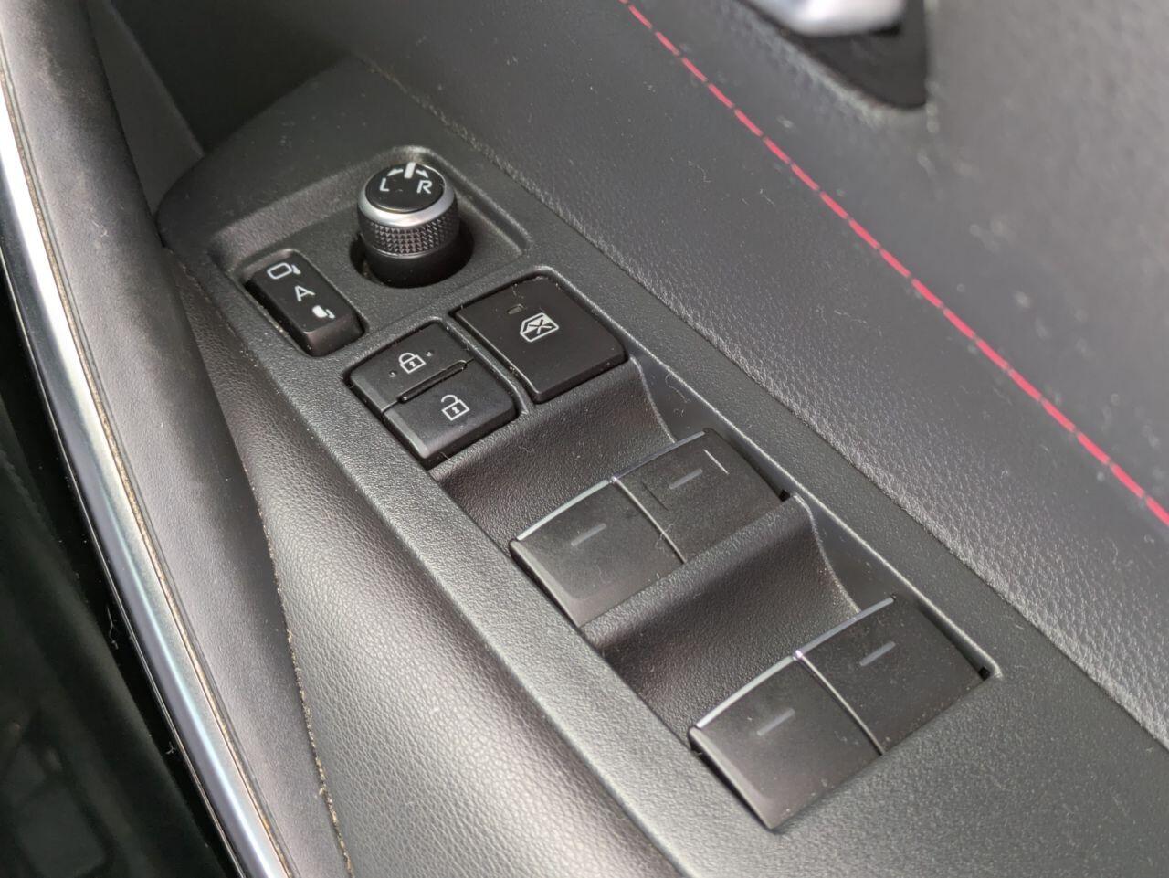 Toyota Corolla view 21