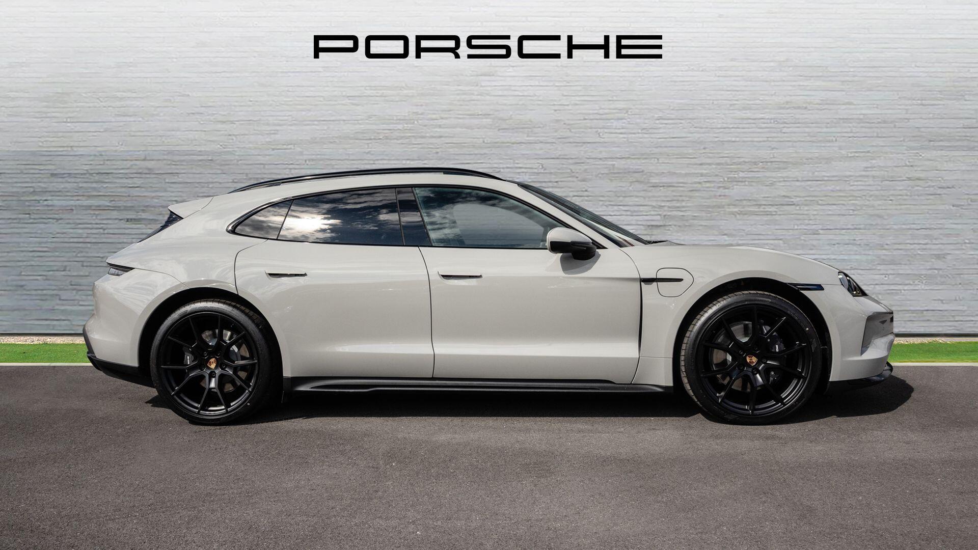 Porsche Taycan view 7