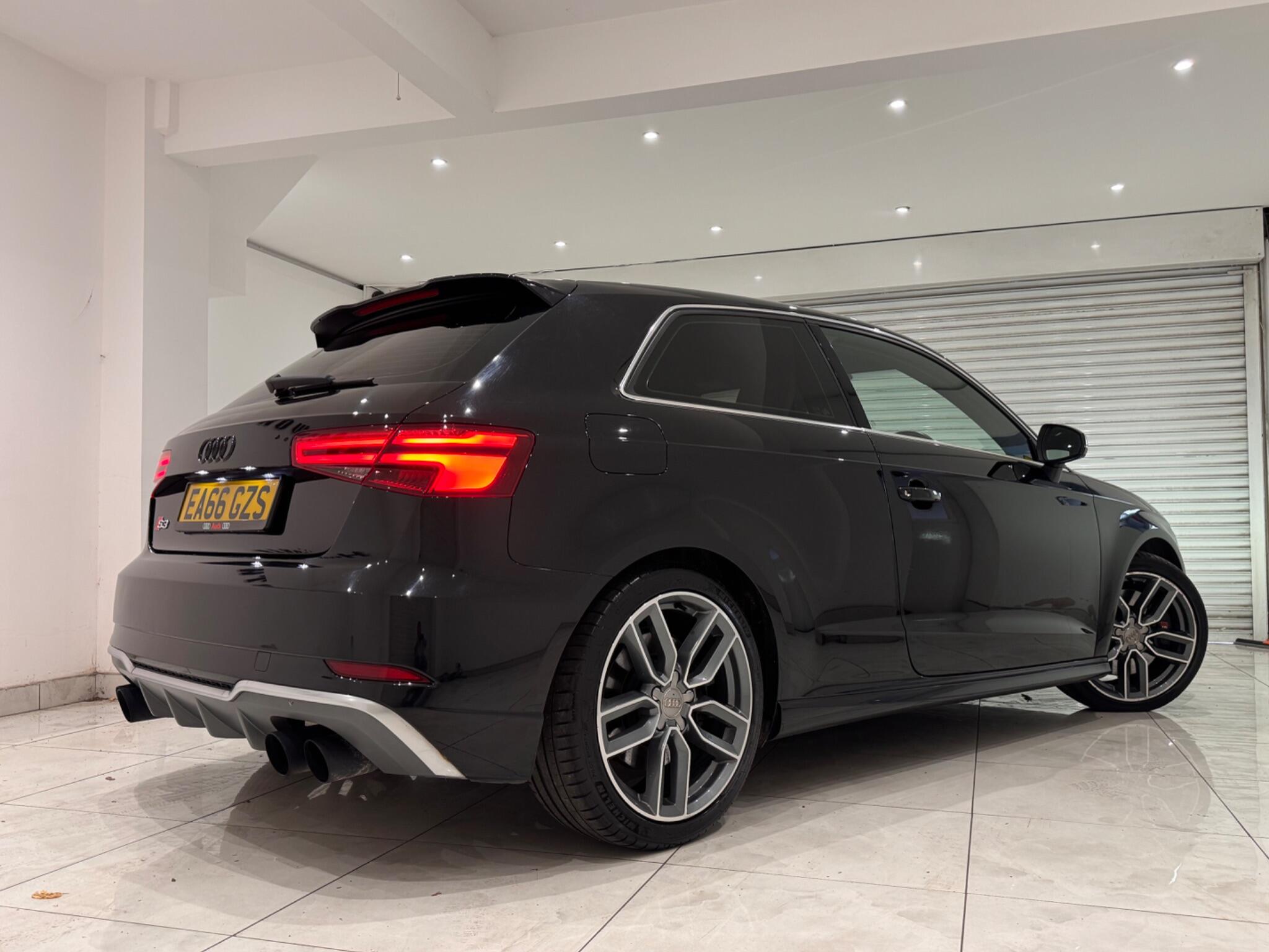 Audi S3 view 3