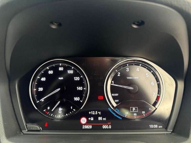 BMW X1 view 9