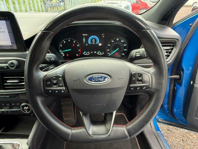 2018 Ford Focus image 48