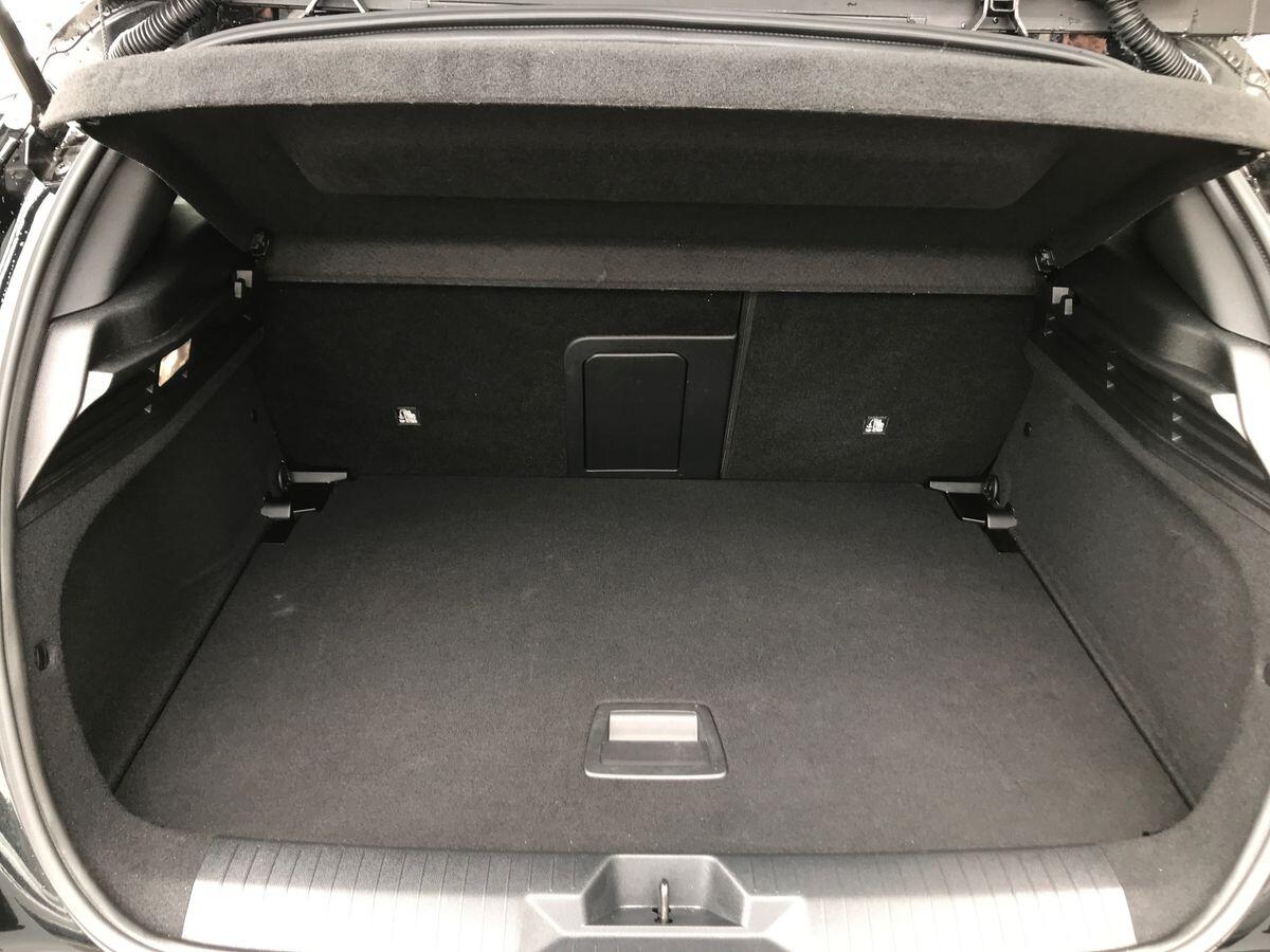 Vauxhall Astra view 8
