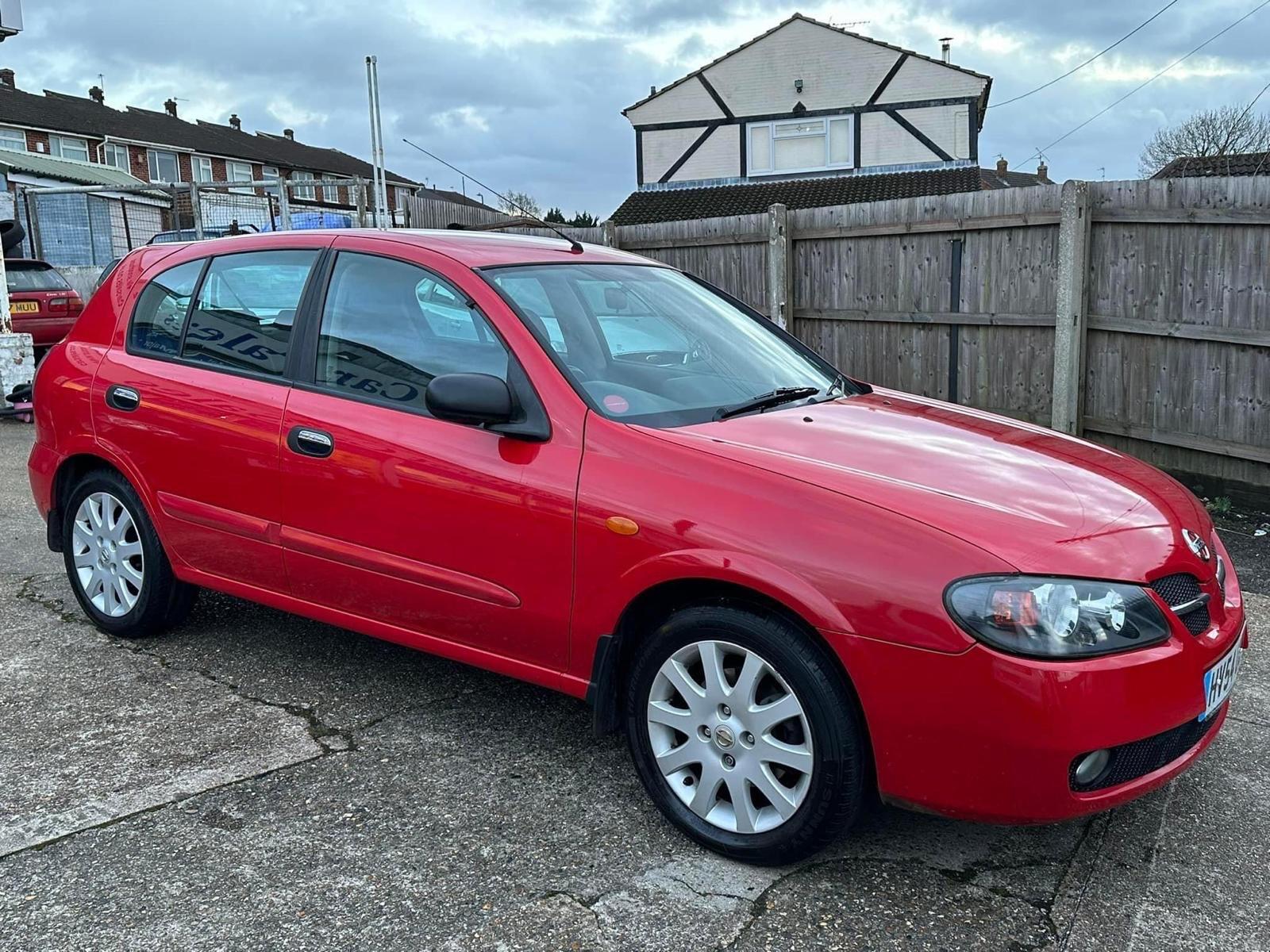 Nissan Almera