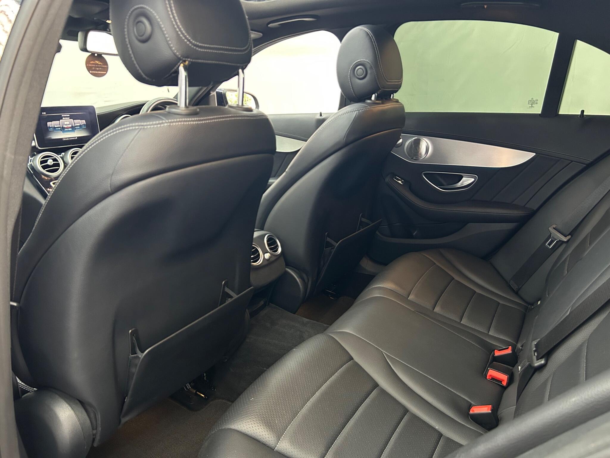 Mercedes-Benz C Class view 25