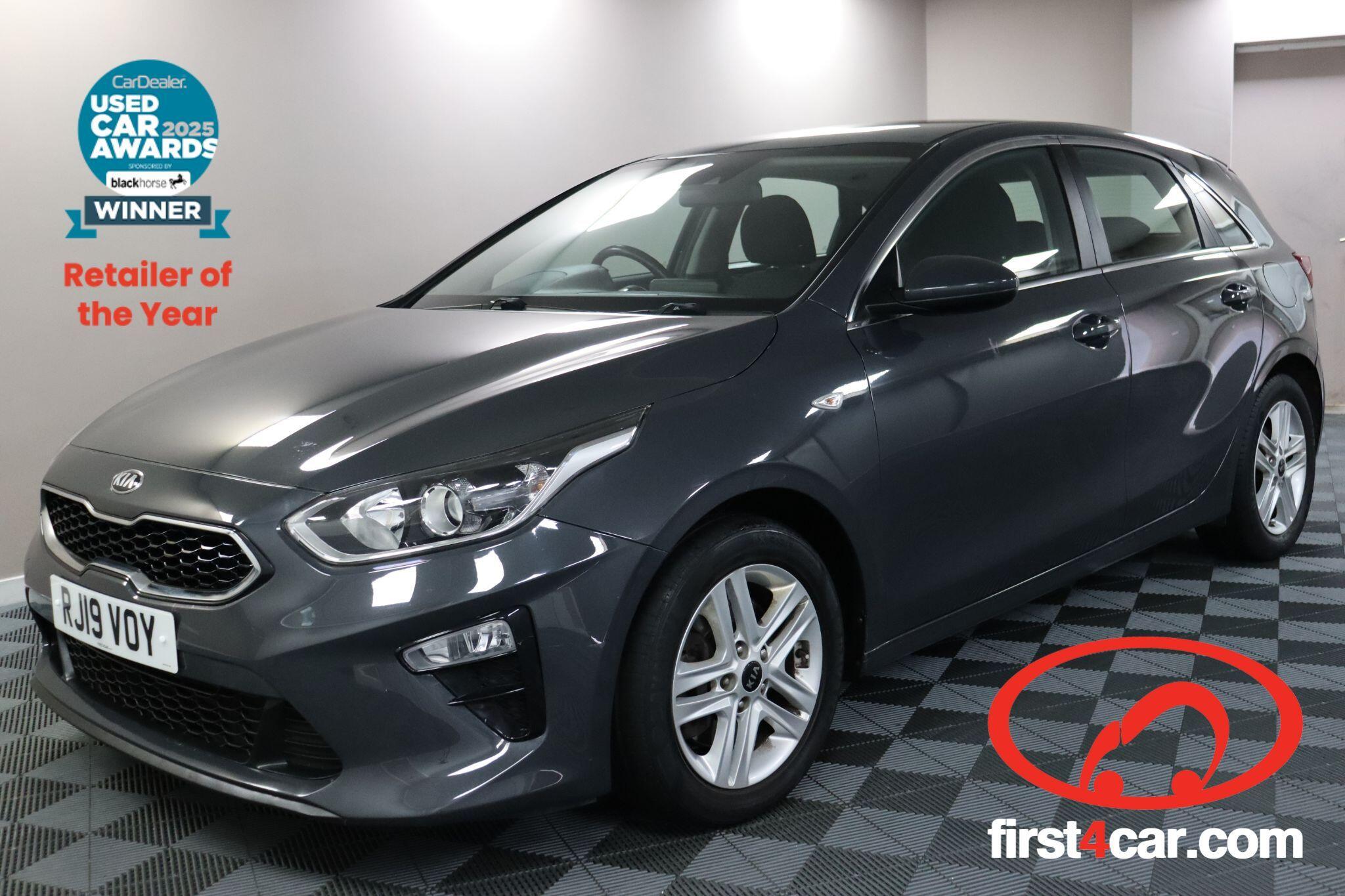 Kia Ceed main image