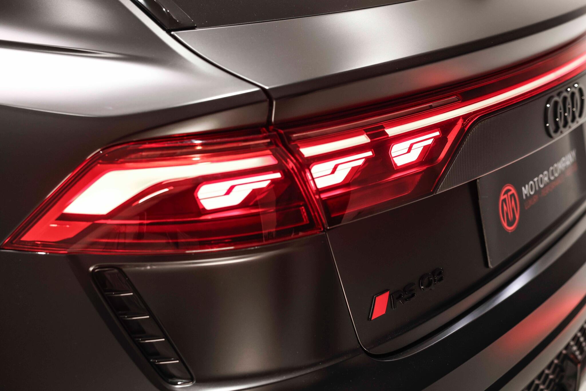 Audi RSQ8 view 35