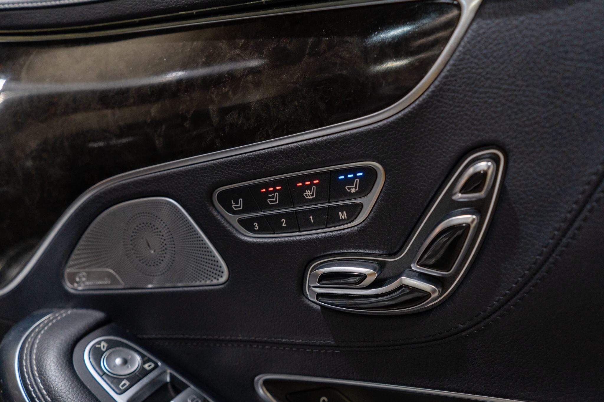 Mercedes-Benz S-Class view 24