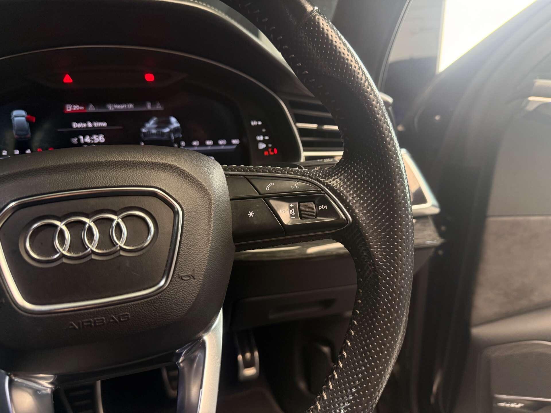 Audi SQ7 view 40