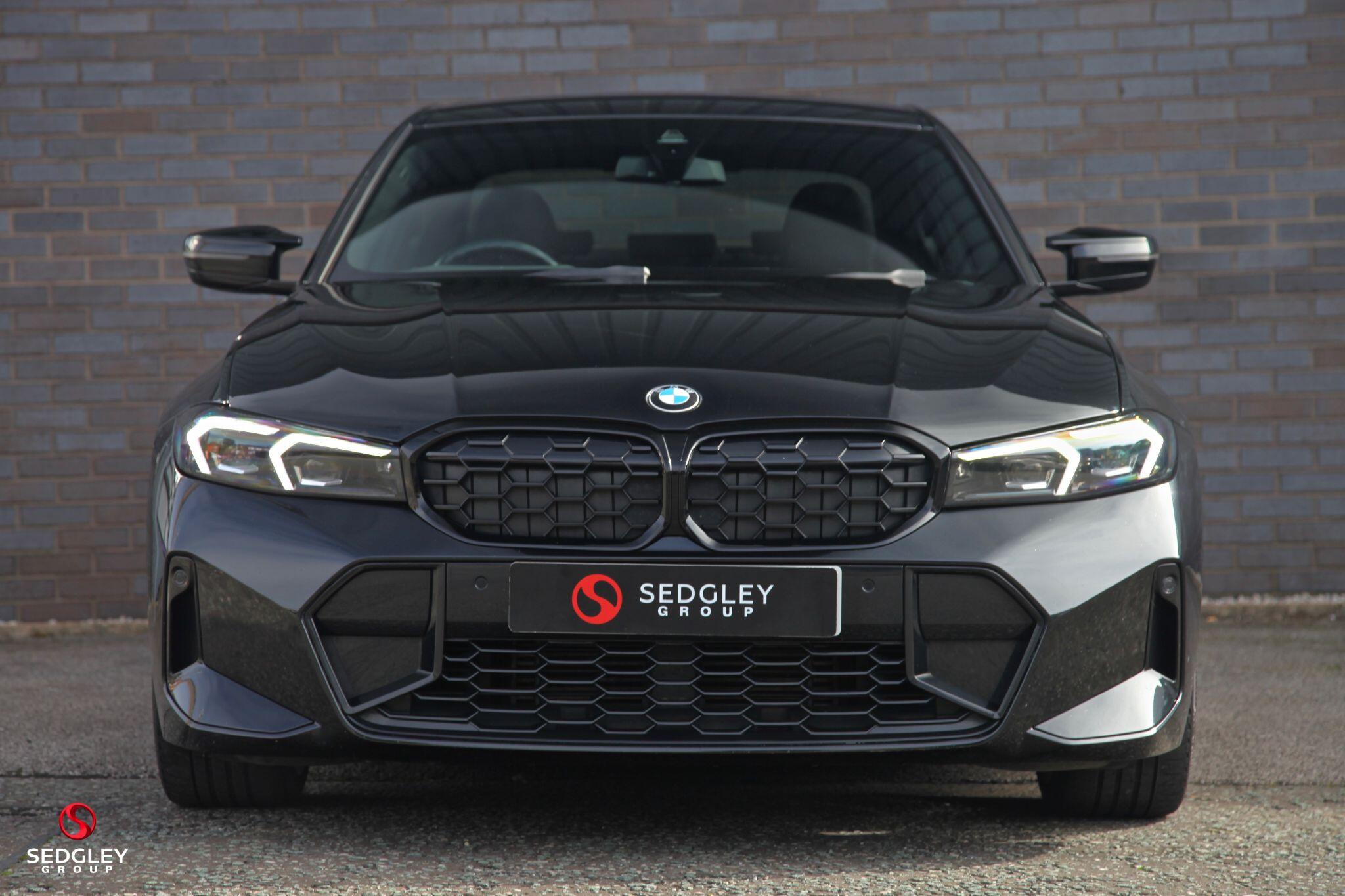 BMW 3 Series view 6