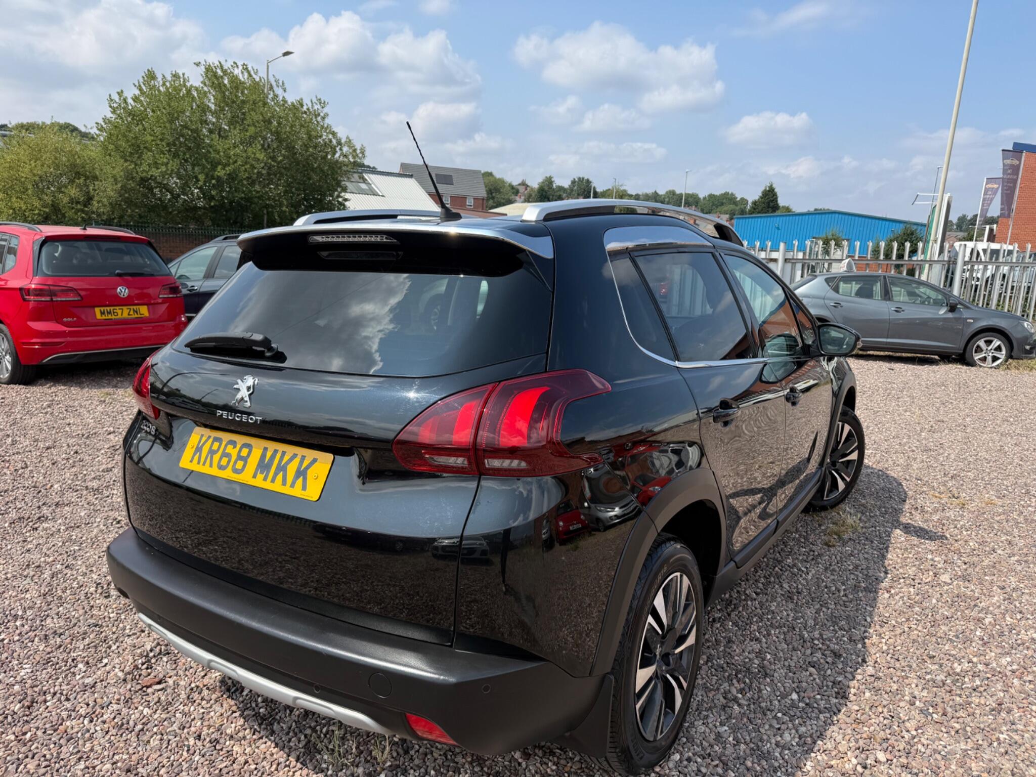 Peugeot 2008 view 13
