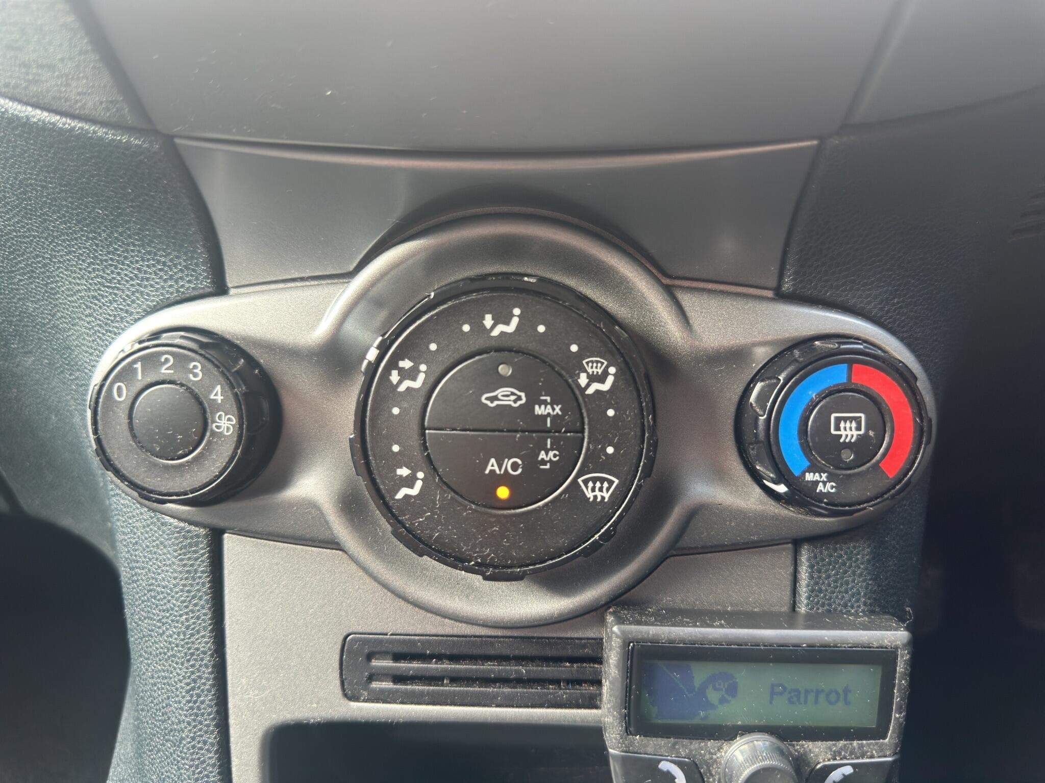 Ford Fiesta view 17