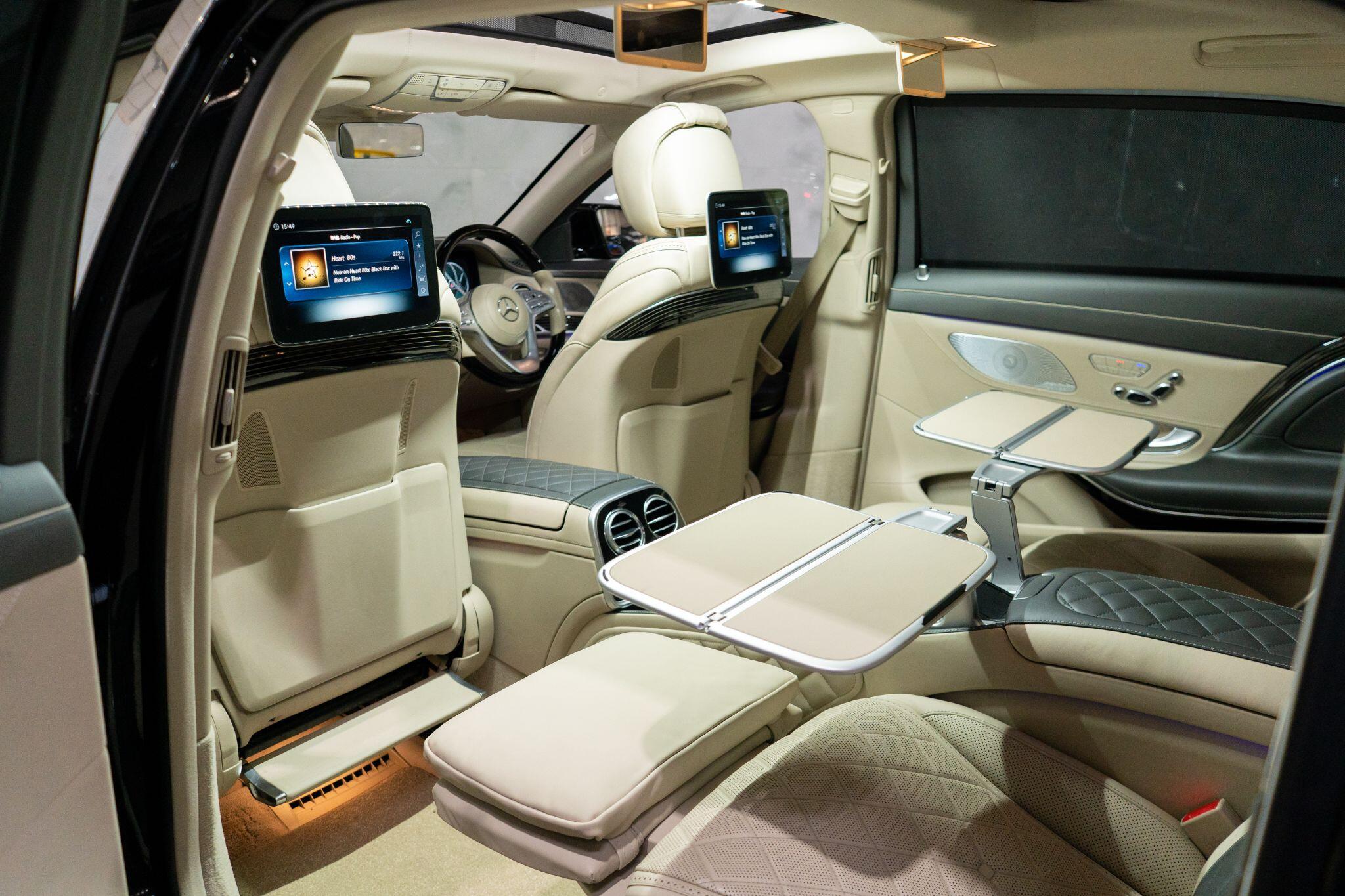 Mercedes-Benz S-Class view 19