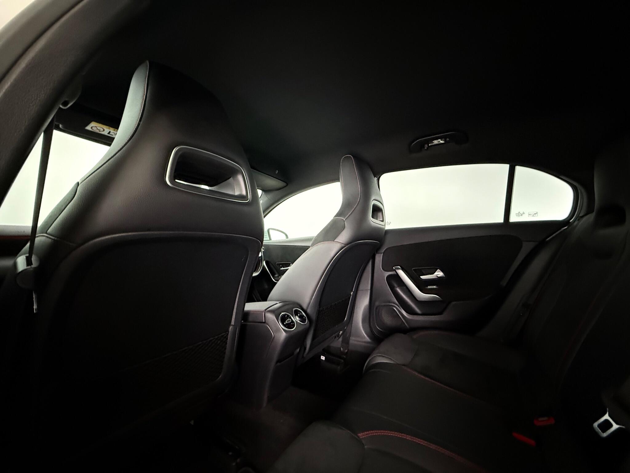 Mercedes-Benz A-Class view 32
