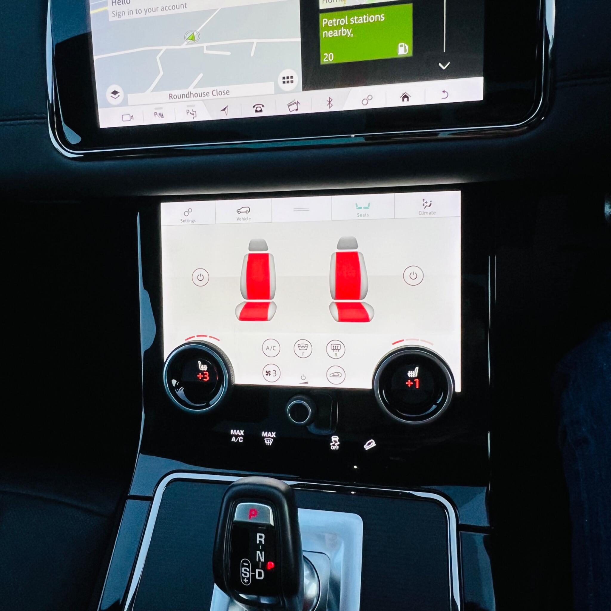 Land Rover Range Rover Evoque view 30