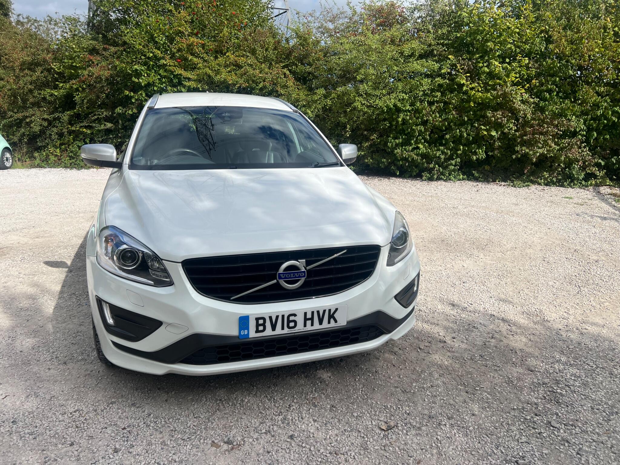 2016 Volvo XC60 in White for sale
