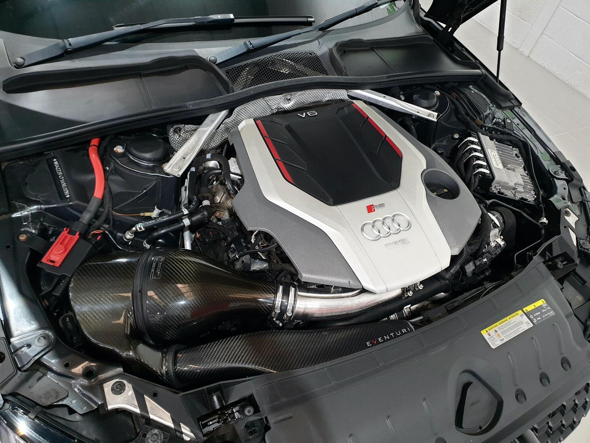 Audi RS4 view 41