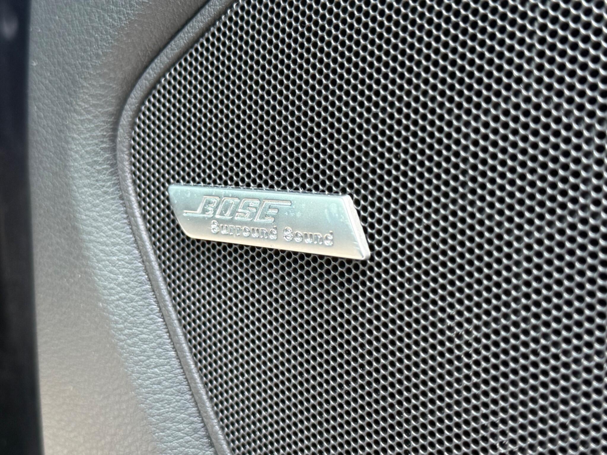 Audi Q7 view 29