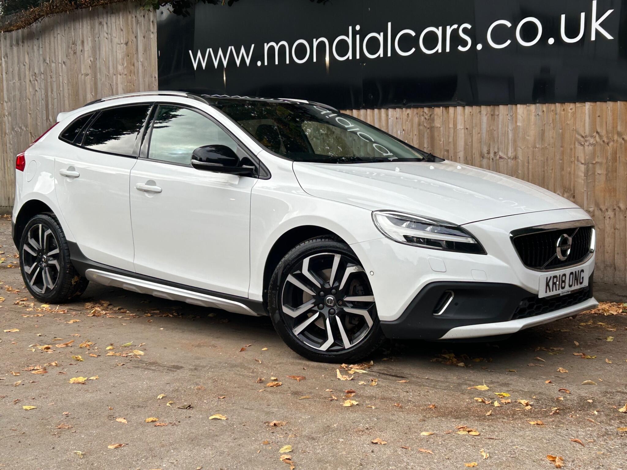 Volvo V40 Cross Country view 8
