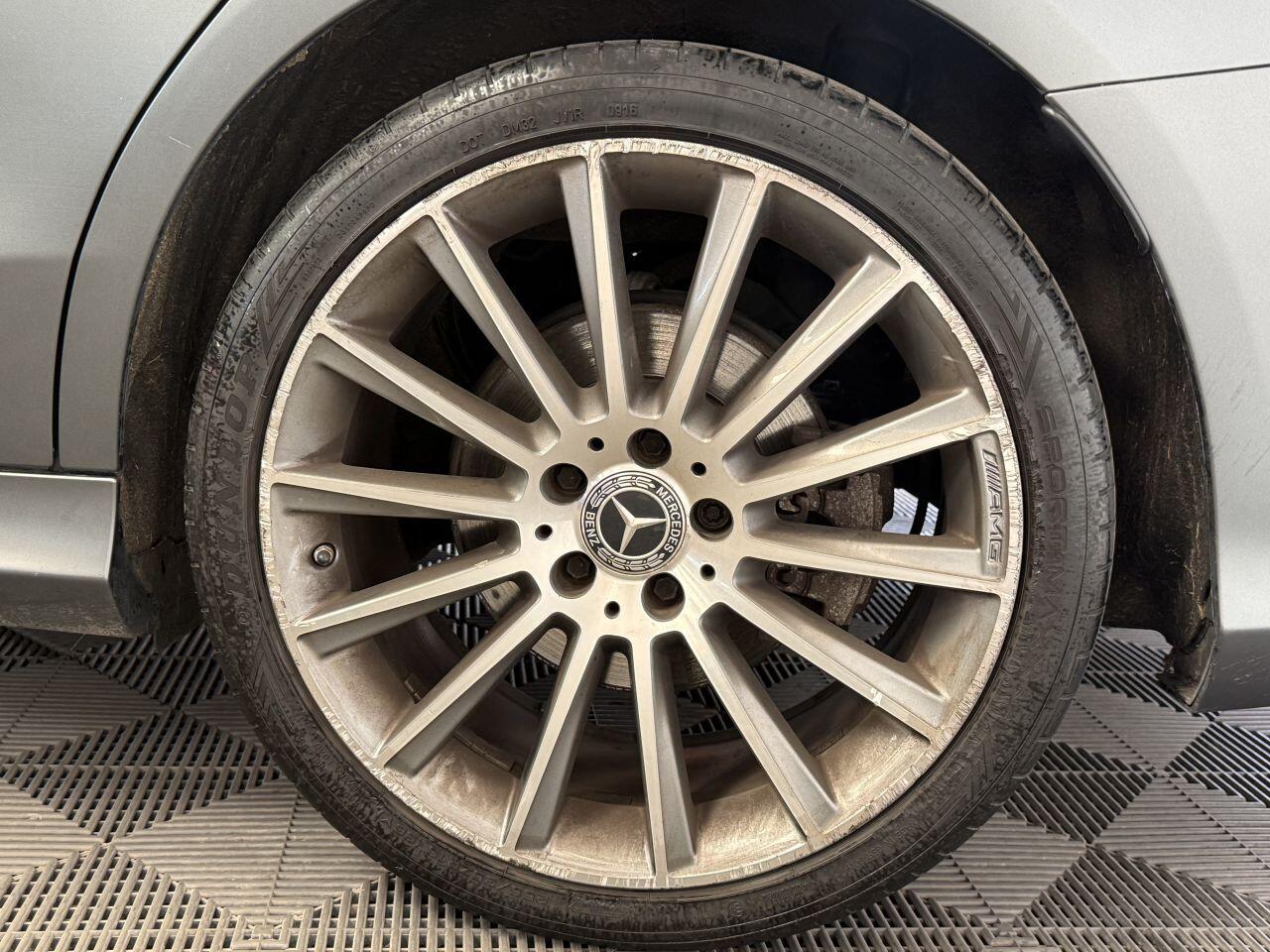 Mercedes-Benz C Class view 20