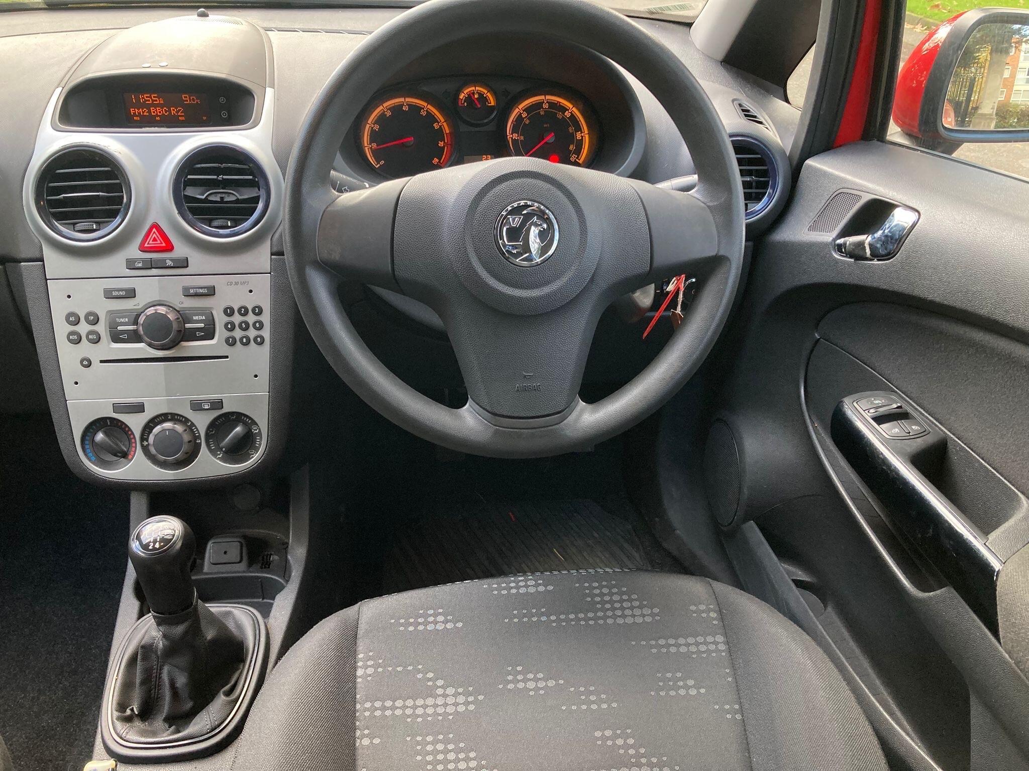 Vauxhall Corsa view 4