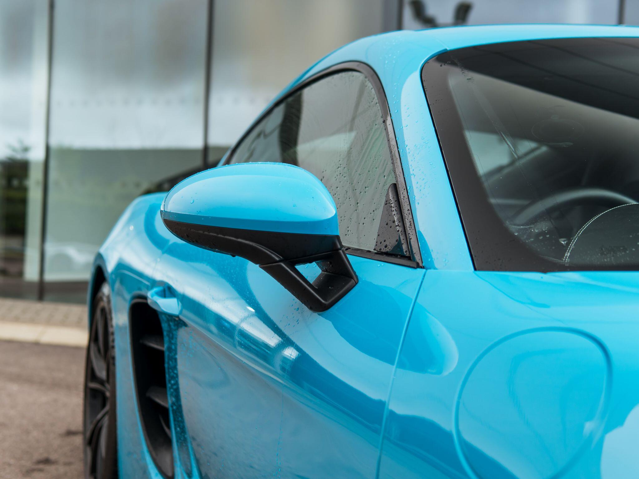 Porsche Cayman view 22