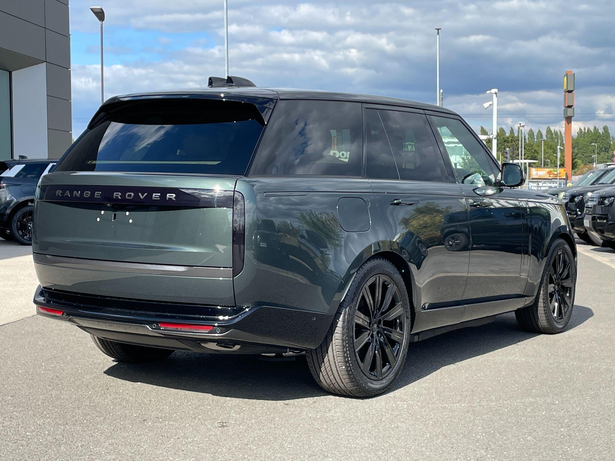 Land Rover Range Rover view 8