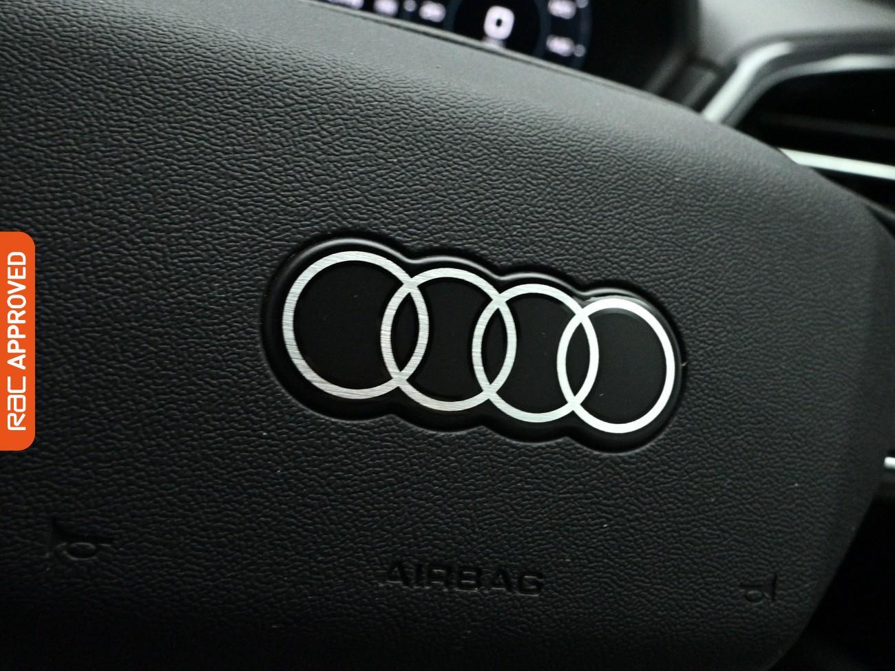 Audi Q4 e-tron view 28