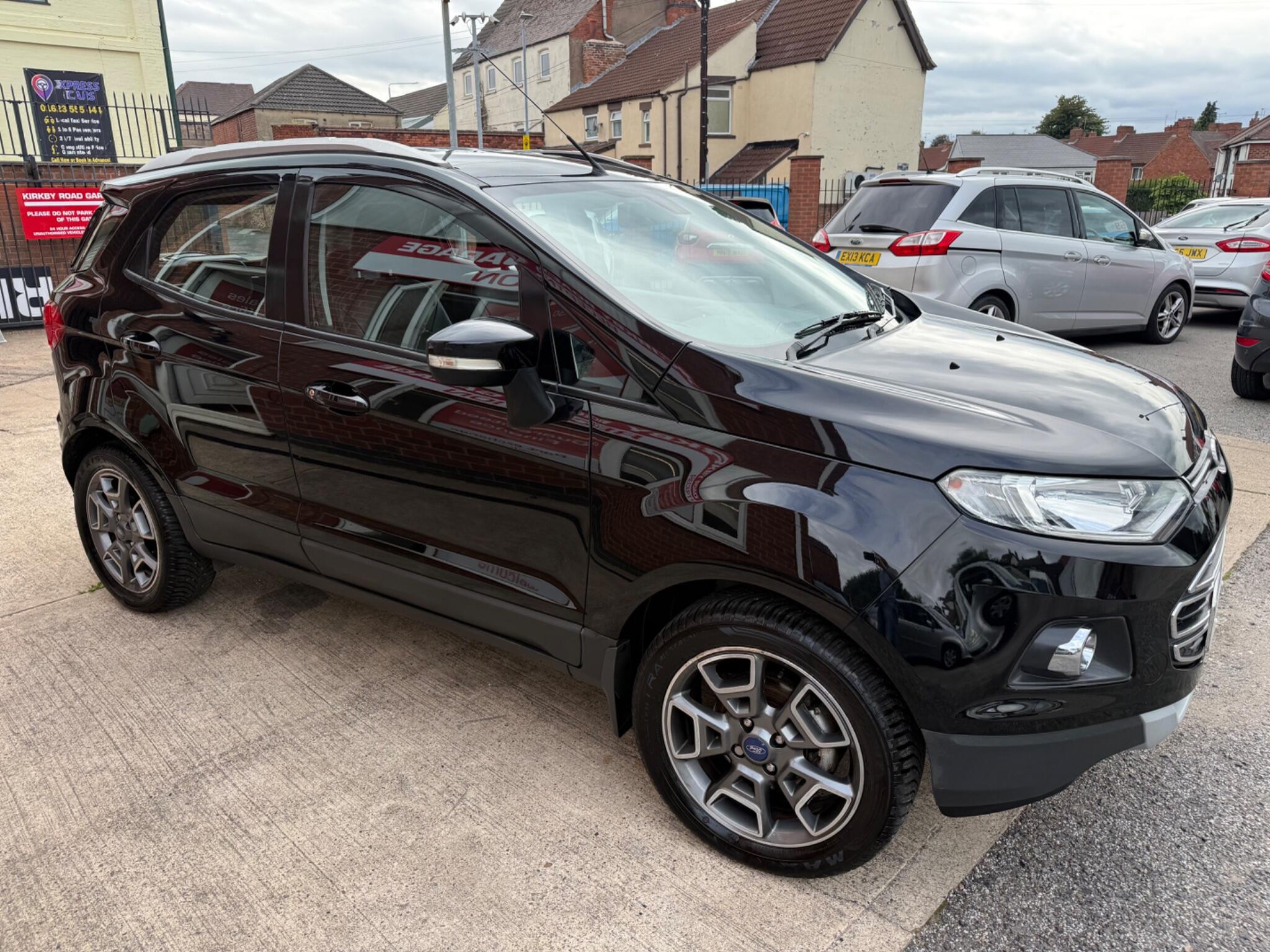 Ford Ecosport view 2