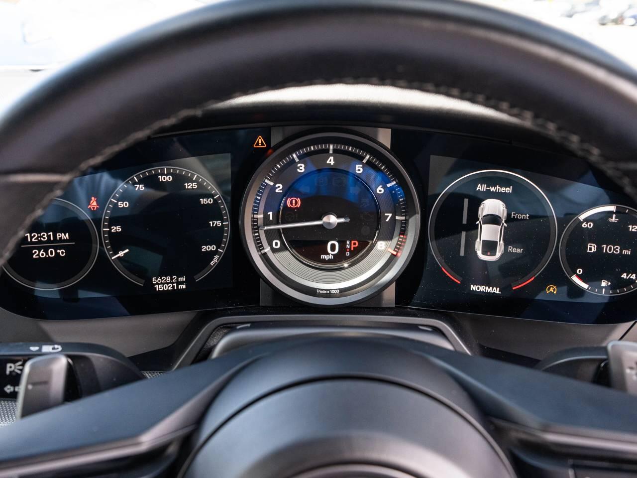 Porsche 911 view 20