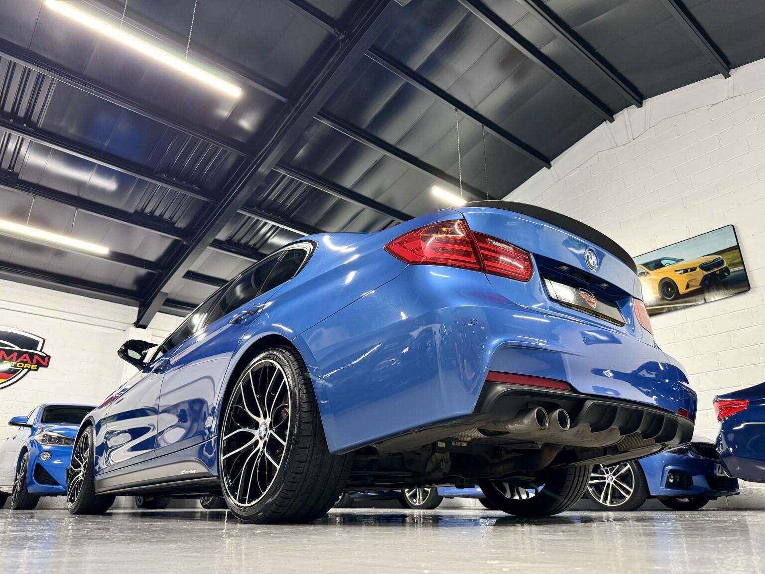 BMW 3 Series view 6