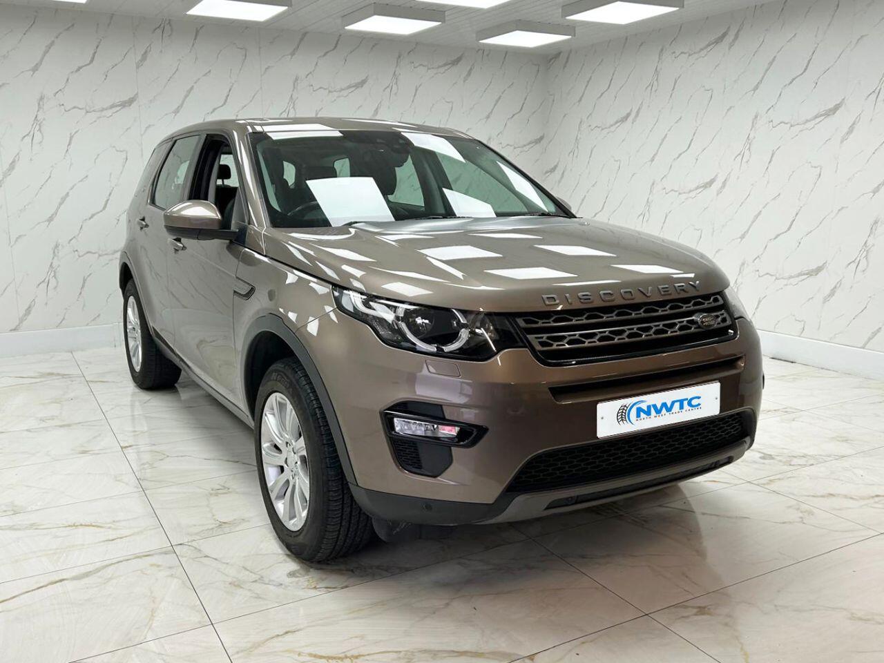 Land Rover Discovery Sport view 2