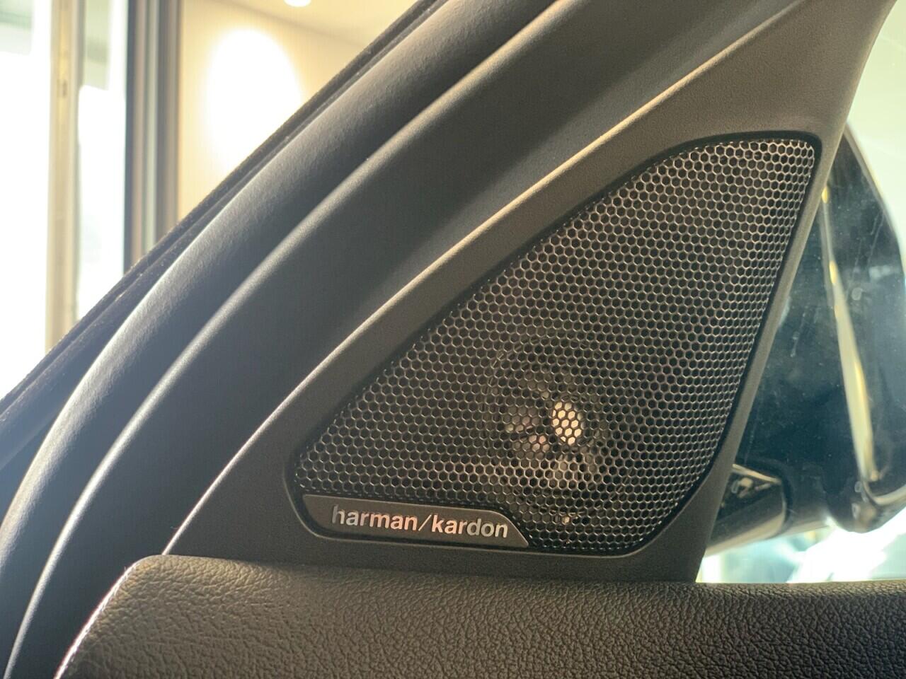 BMW 1 Series view 34