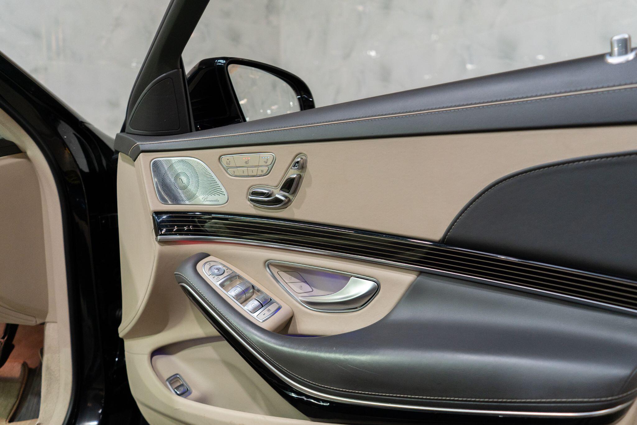 Mercedes-Benz S-Class view 38
