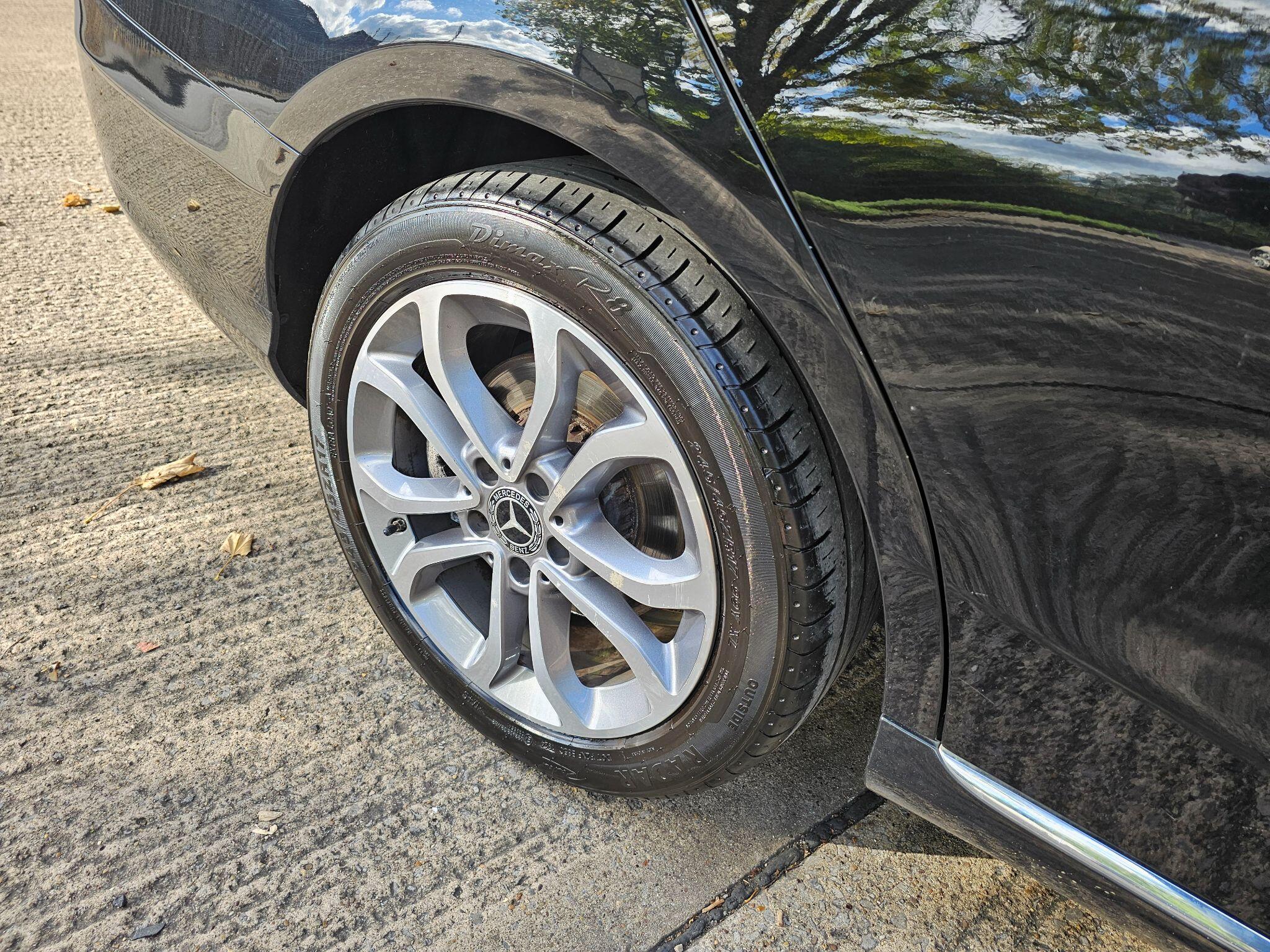 Mercedes-Benz C-Class view 10