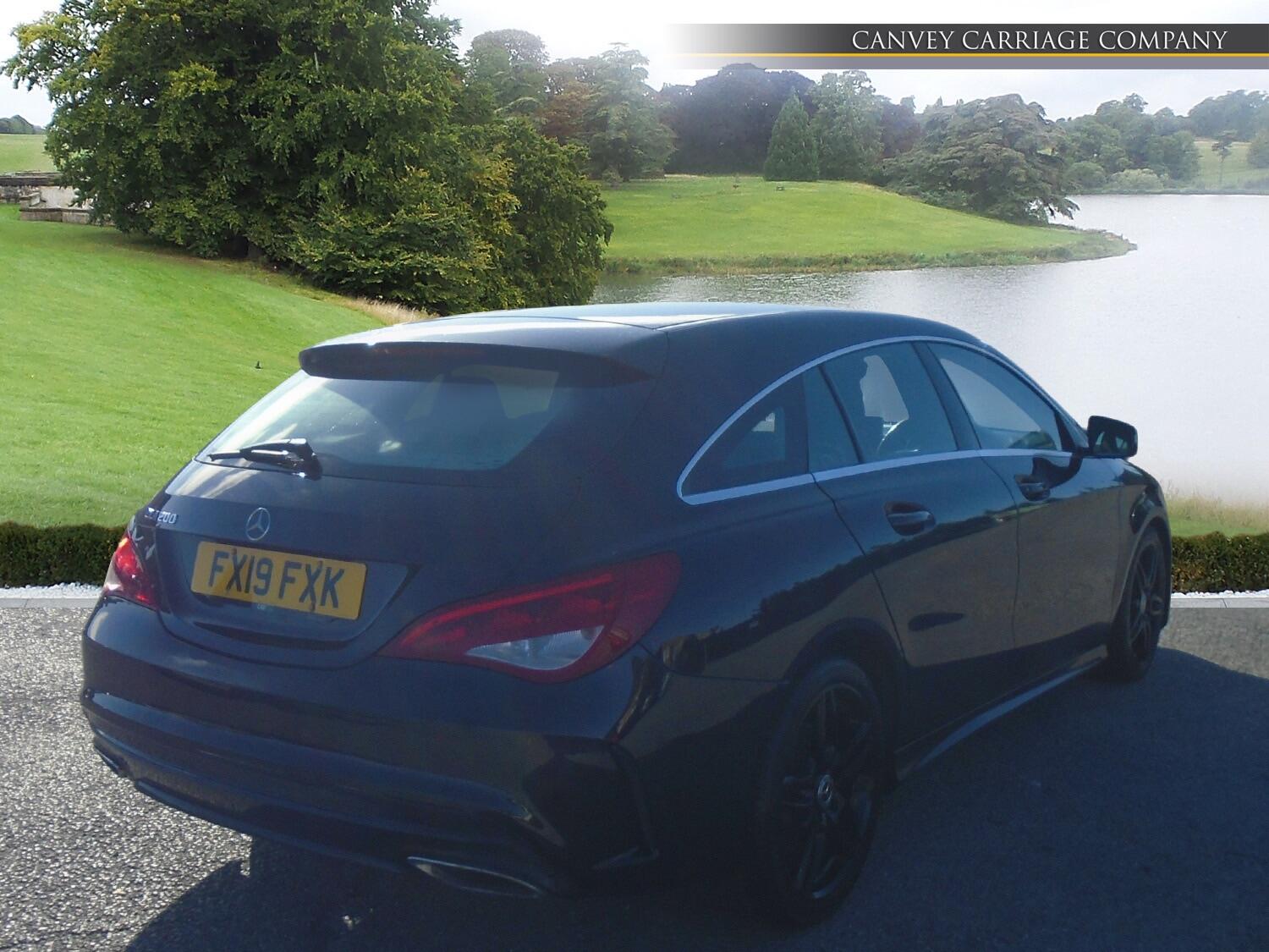 Mercedes-Benz Cla view 3