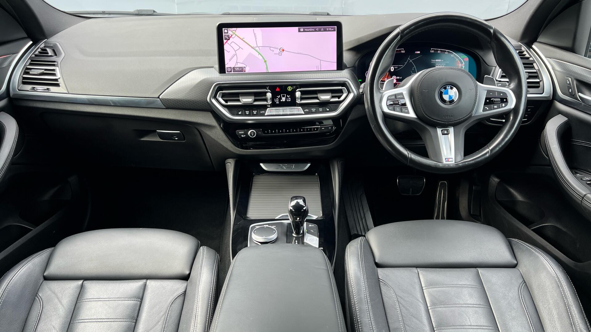 BMW X4 view 4